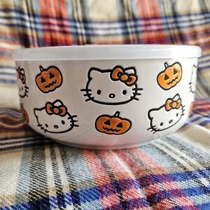 Hello Kitty Ceramic Halloween Food Storage Bowl (Medium)